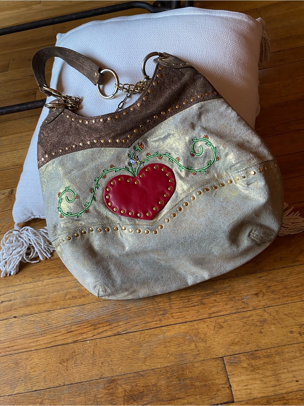 Vintage BAbee Heart Accent Women's Hobo Bag in Red and Gold